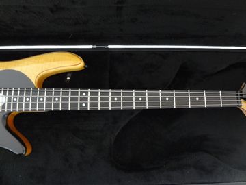 4 string bass guitar Fodera custom bass guitar Alder with flamed maple top Taiji design body MOP inlay logo supplier