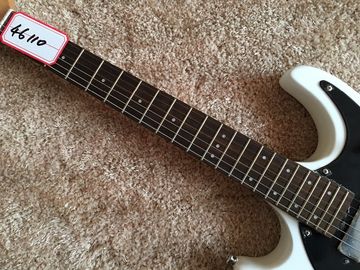 Custom guitar white color Mosrite logo reversed body 6 string electric guitar factory supply directly supplier